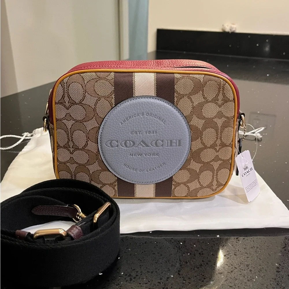 Coach Dempsey Camera Bag in Signature Jacquard with Patch - Picture 6 of 14